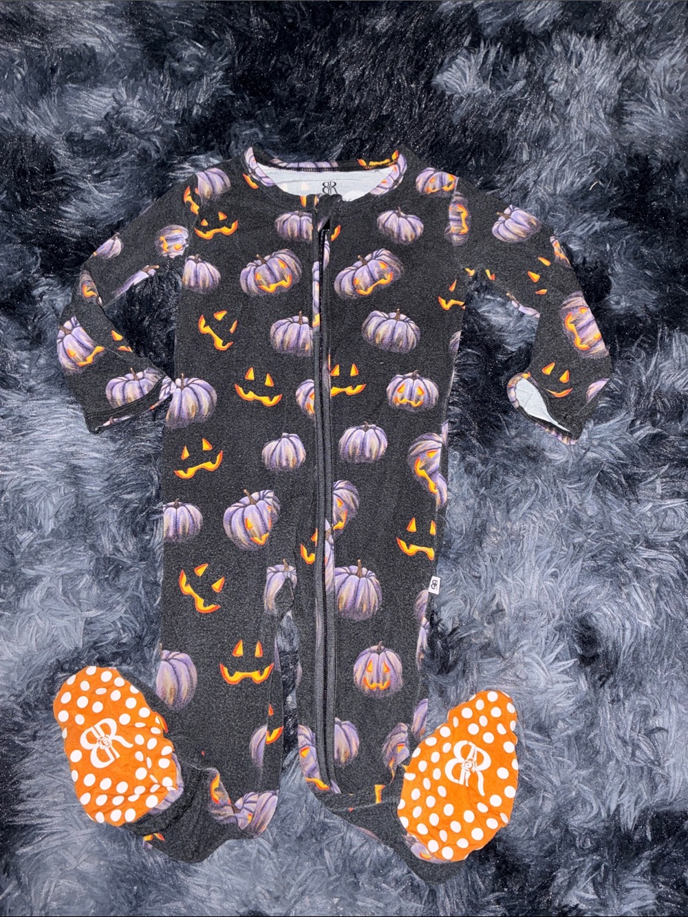 Bums & roses Black Pumpkin-Print One-Piece Pajamas Orange footed Halloween and